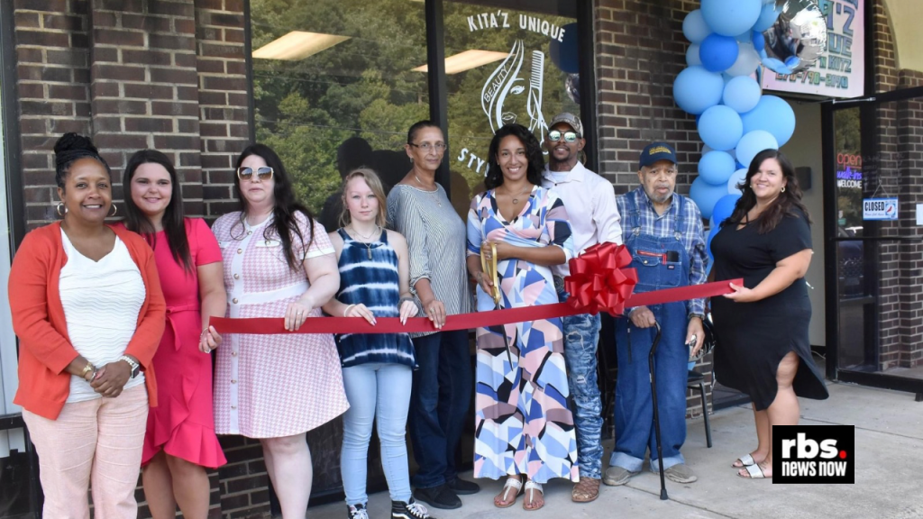 Kita’z Unique Stylez ‘N Kutz celebrates grand opening at new&nbsp;location
